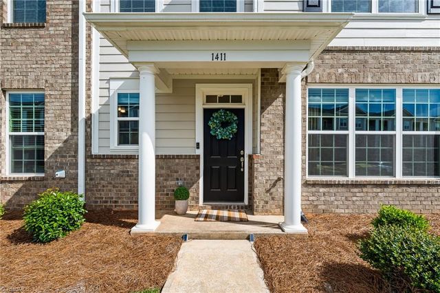 1411 Springvale Hill Drive, Kernersville, NC 27284