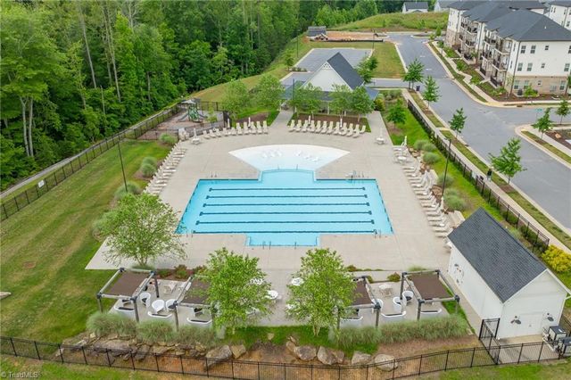 1411 Springvale Hill Drive, Kernersville, NC 27284