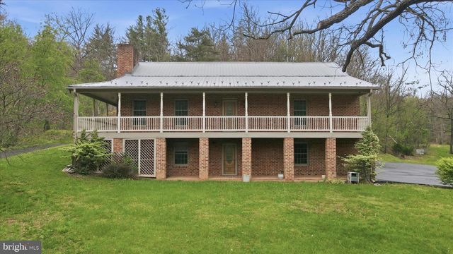 13834 HOLLOW RD, Hancock, MD 21750