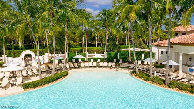 10040 Valiant CT 202, Miromar Lakes, FL 33913