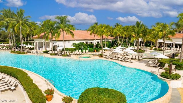 10040 Valiant CT 202, Miromar Lakes, FL 33913