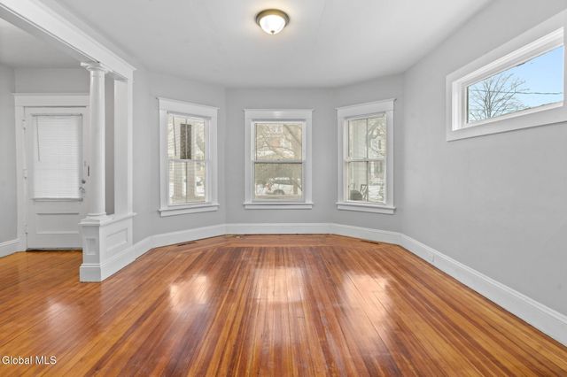 152 Elmer Avenue, Schenectady, NY 12308