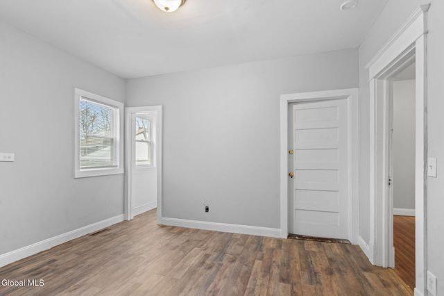 152 Elmer Avenue, Schenectady, NY 12308