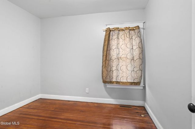 152 Elmer Avenue, Schenectady, NY 12308