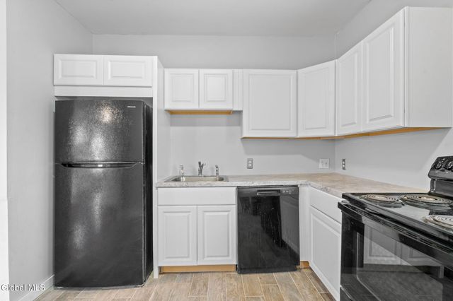 152 Elmer Avenue, Schenectady, NY 12308