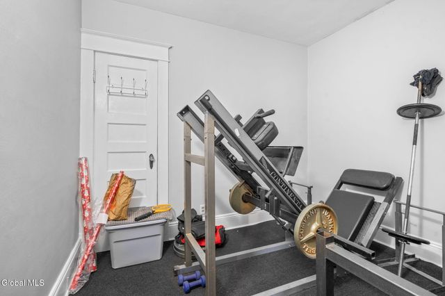 152 Elmer Avenue, Schenectady, NY 12308