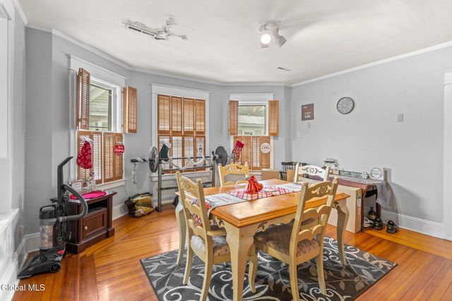 152 Elmer Avenue, Schenectady, NY 12308