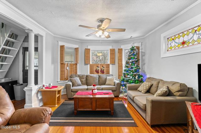 152 Elmer Avenue, Schenectady, NY 12308