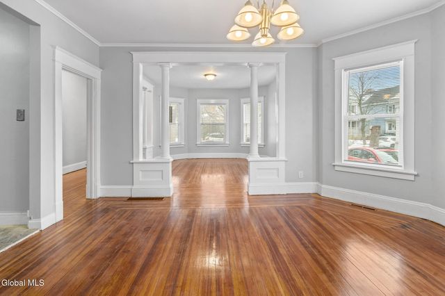 152 Elmer Avenue, Schenectady, NY 12308