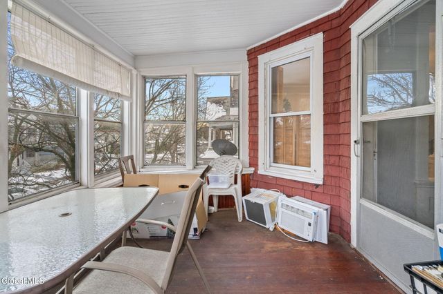 152 Elmer Avenue, Schenectady, NY 12308