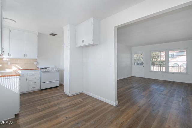 401 N Kenneth Road F, Burbank, CA 91501