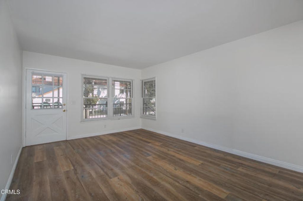 401 N Kenneth Road F, Burbank, CA 91501