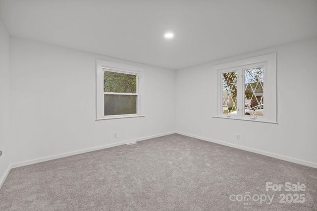 1833 Maxton Avenue, Gastonia, NC 28052