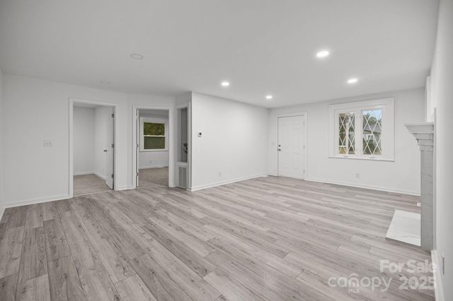 1833 Maxton Avenue, Gastonia, NC 28052