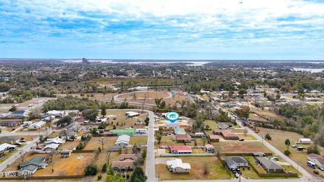 927 Spring Avenue, Panama City, FL 32401