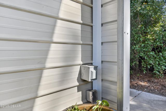 615 Art Center Avenue, New Smyrna Beach, FL 32168