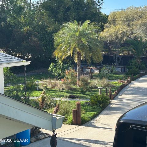 615 Art Center Avenue, New Smyrna Beach, FL 32168