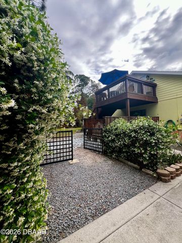 615 Art Center Avenue, New Smyrna Beach, FL 32168