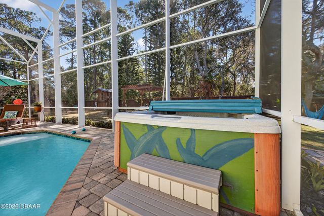 615 Art Center Avenue, New Smyrna Beach, FL 32168