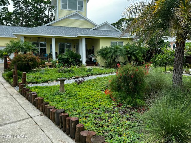 615 Art Center Avenue, New Smyrna Beach, FL 32168