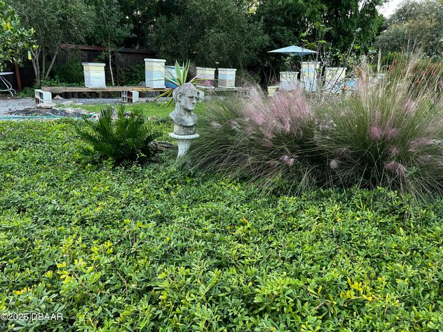 615 Art Center Avenue, New Smyrna Beach, FL 32168