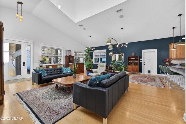 615 Art Center Avenue, New Smyrna Beach, FL 32168