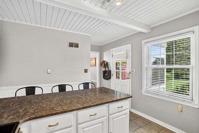 5412 N Bay Ridge AVENUE, Whitefish Bay, WI 53217