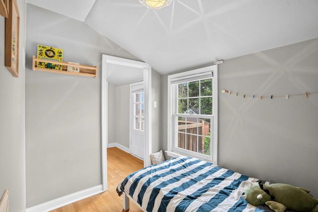 5412 N Bay Ridge AVENUE, Whitefish Bay, WI 53217