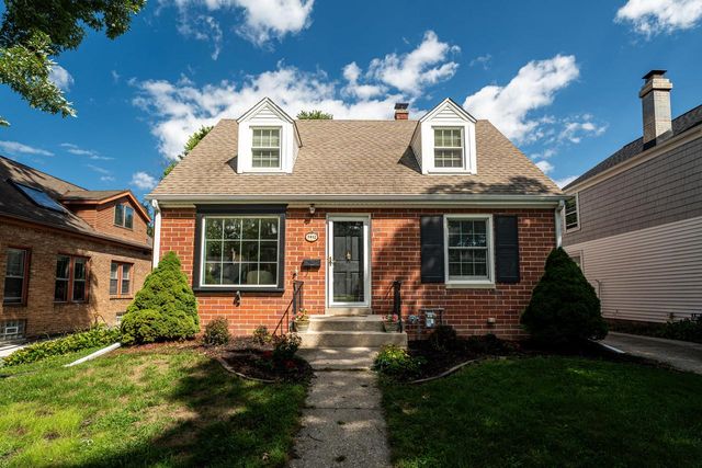5412 N Bay Ridge AVENUE, Whitefish Bay, WI 53217