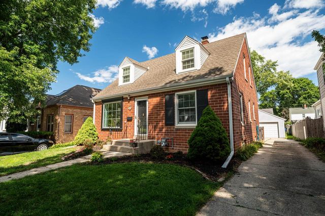 5412 N Bay Ridge AVENUE, Whitefish Bay, WI 53217