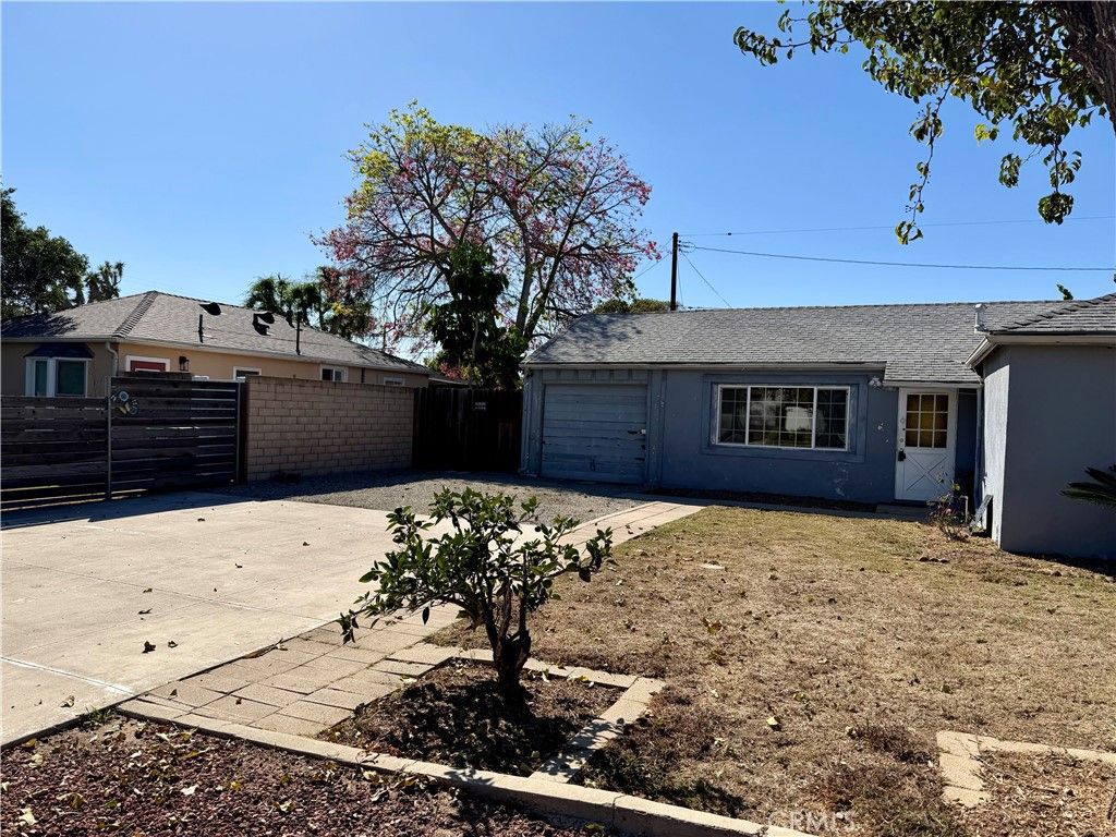 2109 Monrovia, Costa Mesa, CA 92627 — exterior