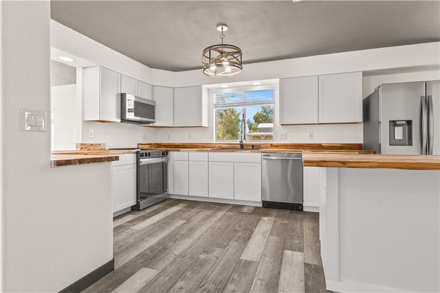 8286 S Green Valley Road, Mohave Valley, AZ 86440