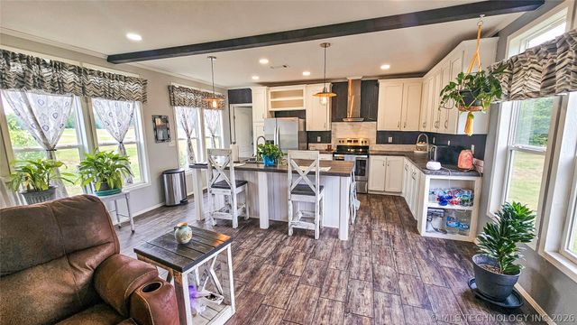 309 E Muskogee Avenue, Porum, OK 74455