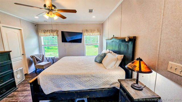 309 E Muskogee Avenue, Porum, OK 74455