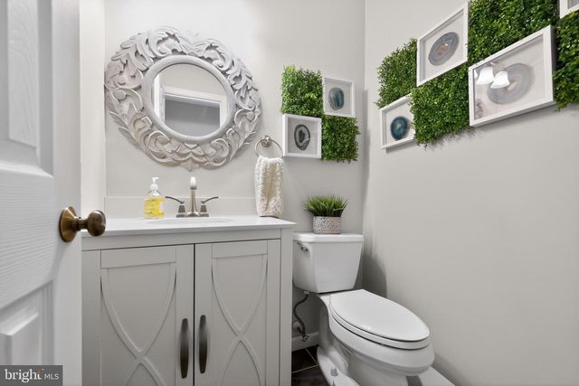 20 COVENGER DR, Medford, NJ 08055