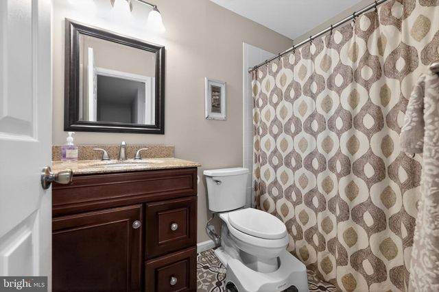 20 COVENGER DR, Medford, NJ 08055