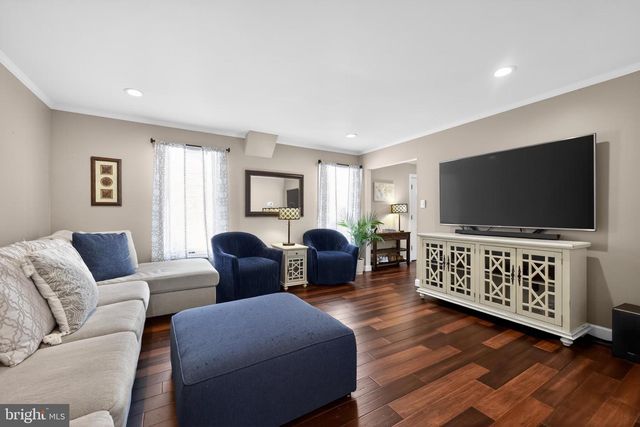 20 COVENGER DR, Medford, NJ 08055