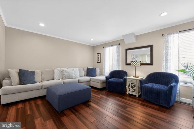 20 COVENGER DR, Medford, NJ 08055