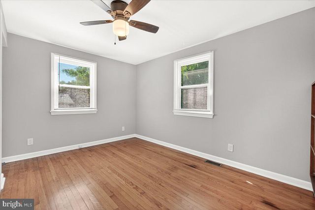5031 MANGUM RD, College Park, MD 20740