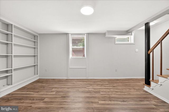 5031 MANGUM RD, College Park, MD 20740