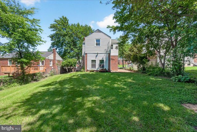 5031 MANGUM RD, College Park, MD 20740