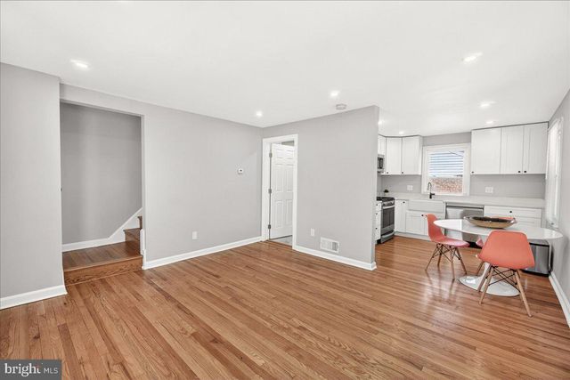 5031 MANGUM RD, College Park, MD 20740