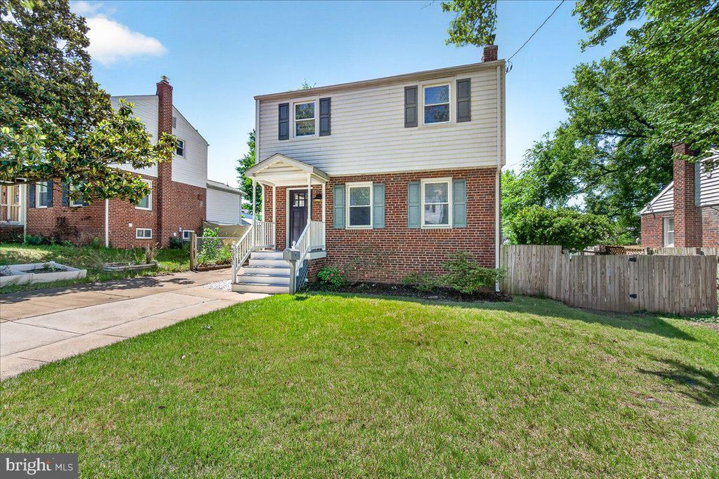 5031 MANGUM RD, College Park, MD 20740