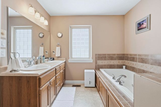 15836 Impala Drive, Huntertown, IN 46748