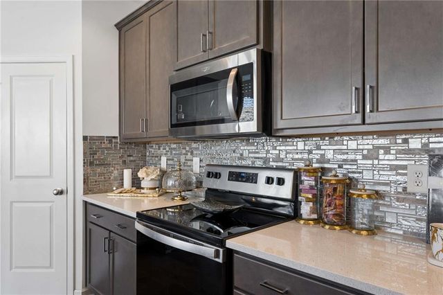 817 Regal Lane SW, Atlanta, GA 30331