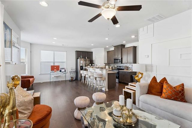 817 Regal Lane SW, Atlanta, GA 30331