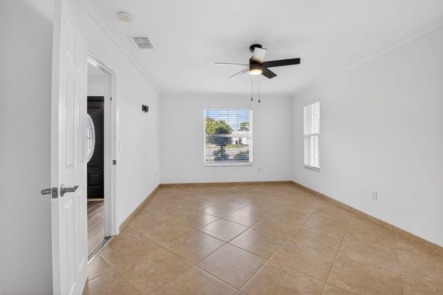 1012 W Camino Real, Boca Raton, FL 33486