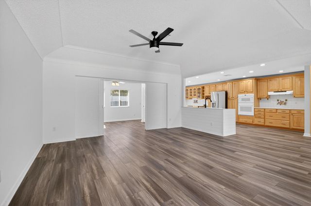 1012 W Camino Real, Boca Raton, FL 33486