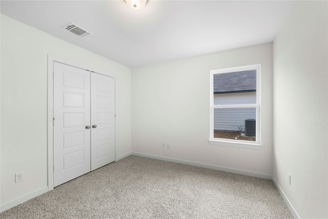 121 Adaline Bend, Mcgregor, TX 76657