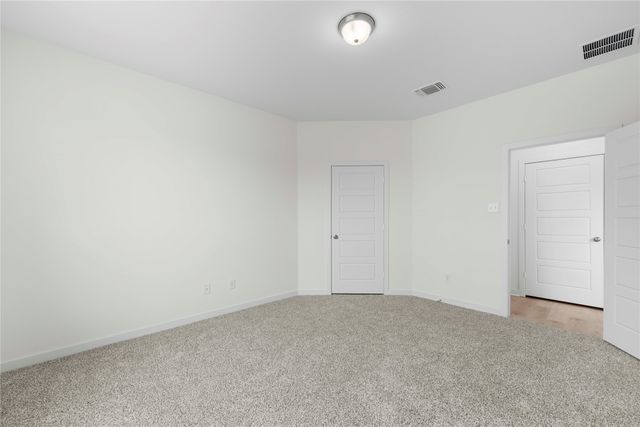 121 Adaline Bend, Mcgregor, TX 76657